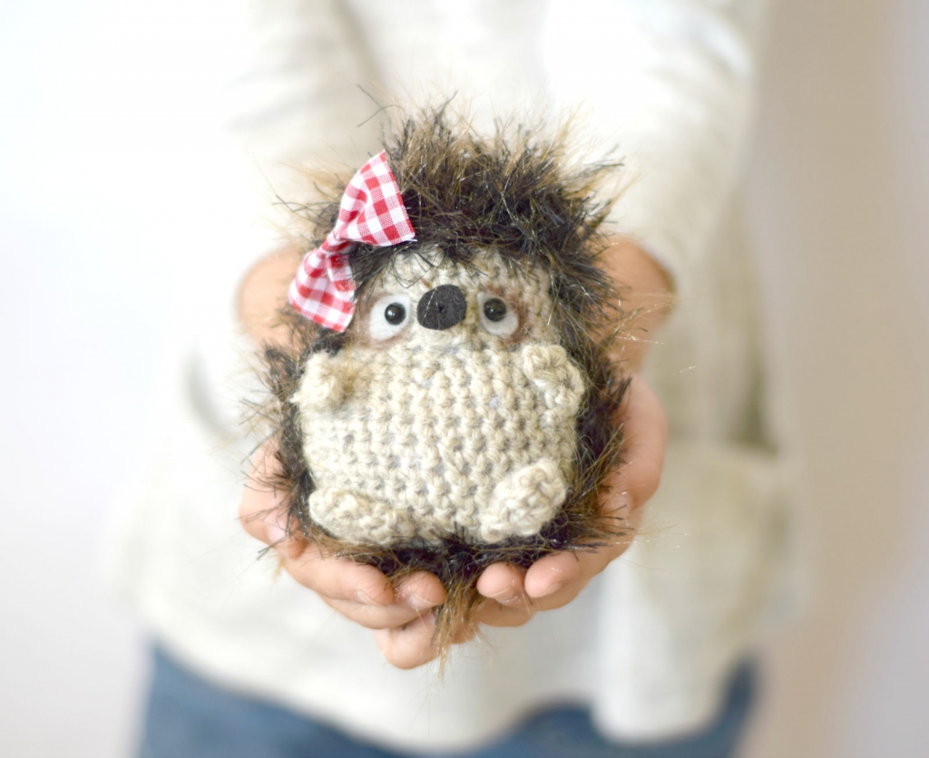 Hedgehog-Free-Crochet-Pattern-.jpg