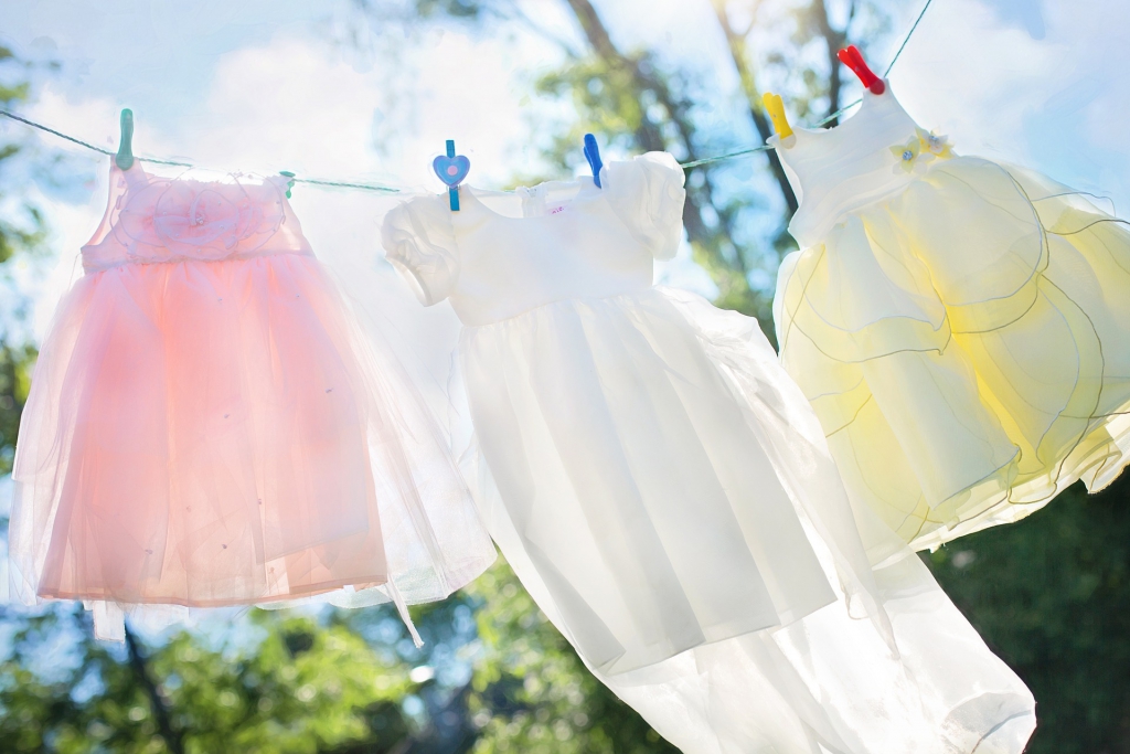 clothesline-804812_1920.jpg