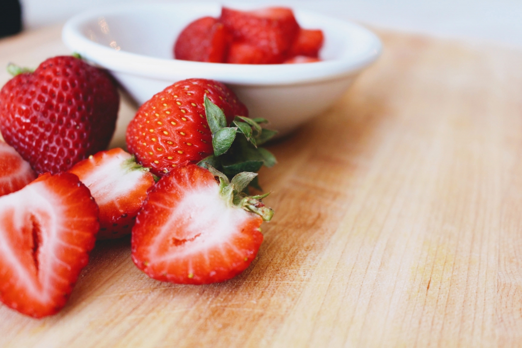 photo-of-strawberries-in-bowl-on-table-1209605.jpg