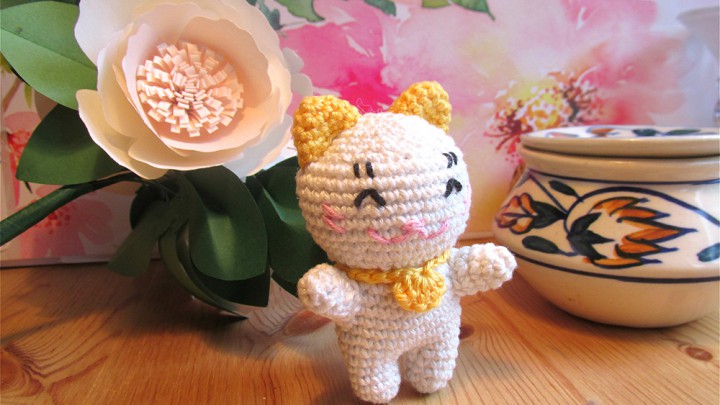 Amigurumi szerencsecica