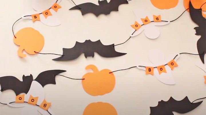 Egyszerű halloweeni girland és kopogtató