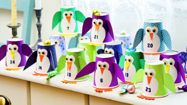 DIY adventi naptár ötletek: papírpohárból és zokniból is készíthetsz kalendáriumot!