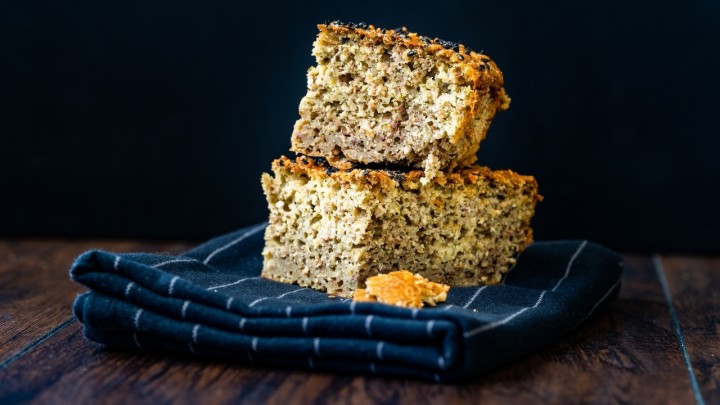 3 különleges lencsés fogás a szilveszteri bulira: lencseleves, lencsekenyér és lencsechips