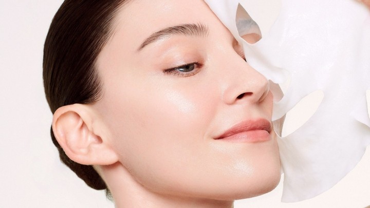 Egészségesebb megjelenésű bőr gyorsan és könnyen: ilyen az Artistry Skin Nutrition™ két új arcmaszkja