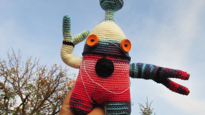 Amigurumi robot