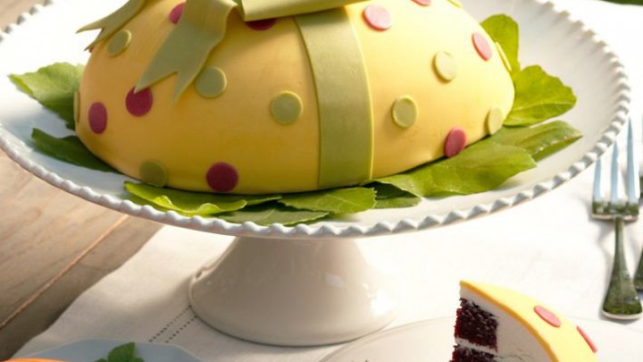 Tojás alakú húsvéti torta