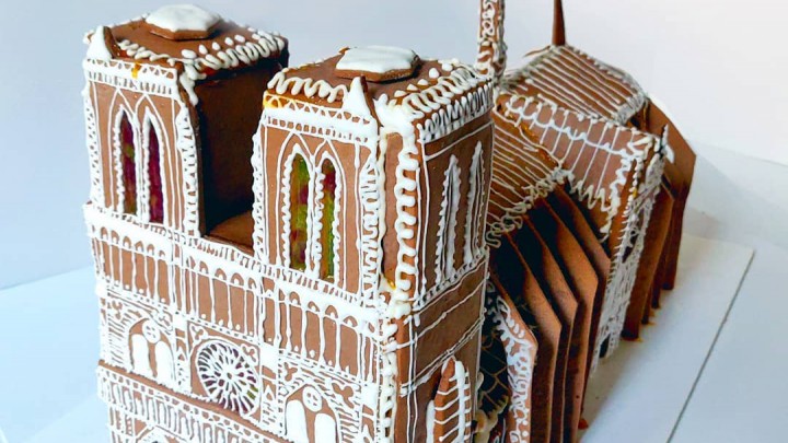 Különleges ünnepi sütemény: mézeskalács Notre-Dame