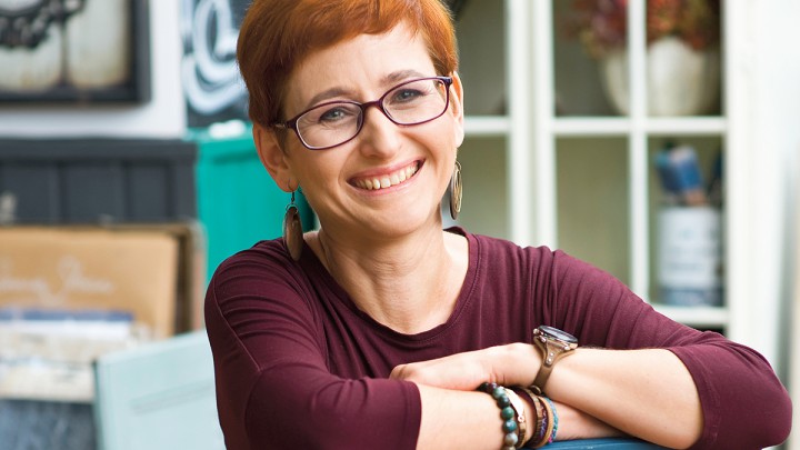 Székfestés az ősz színeivel: Szendrődi „Nemiskacat” Enikővel alkottunk