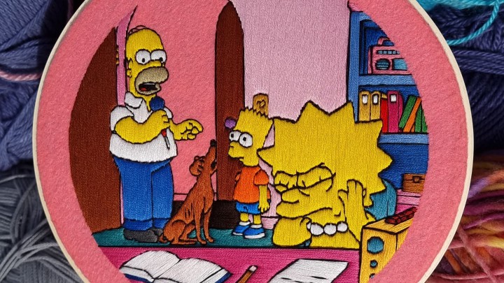 A Simpson család hímezve