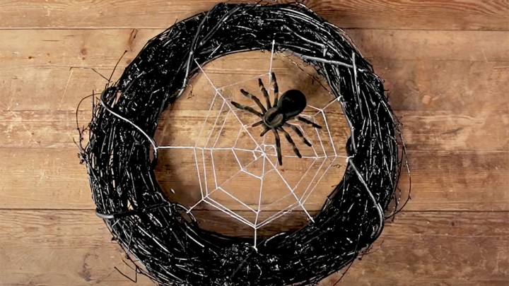 Halloweeni DIY kopogtató percek alatt