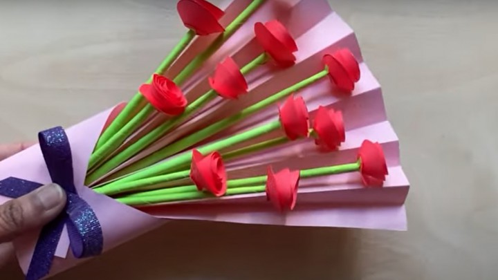 Anyák napi papírvirágok gyerekeknek